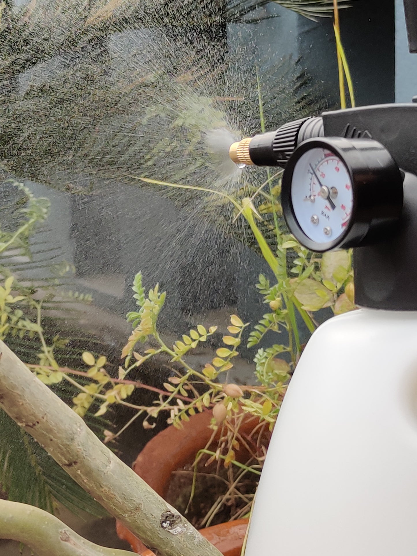 FUJIAKA WS/2G with Viton® Washer, Handheld Garden Sprayer Pump for Gardening and Pest Control